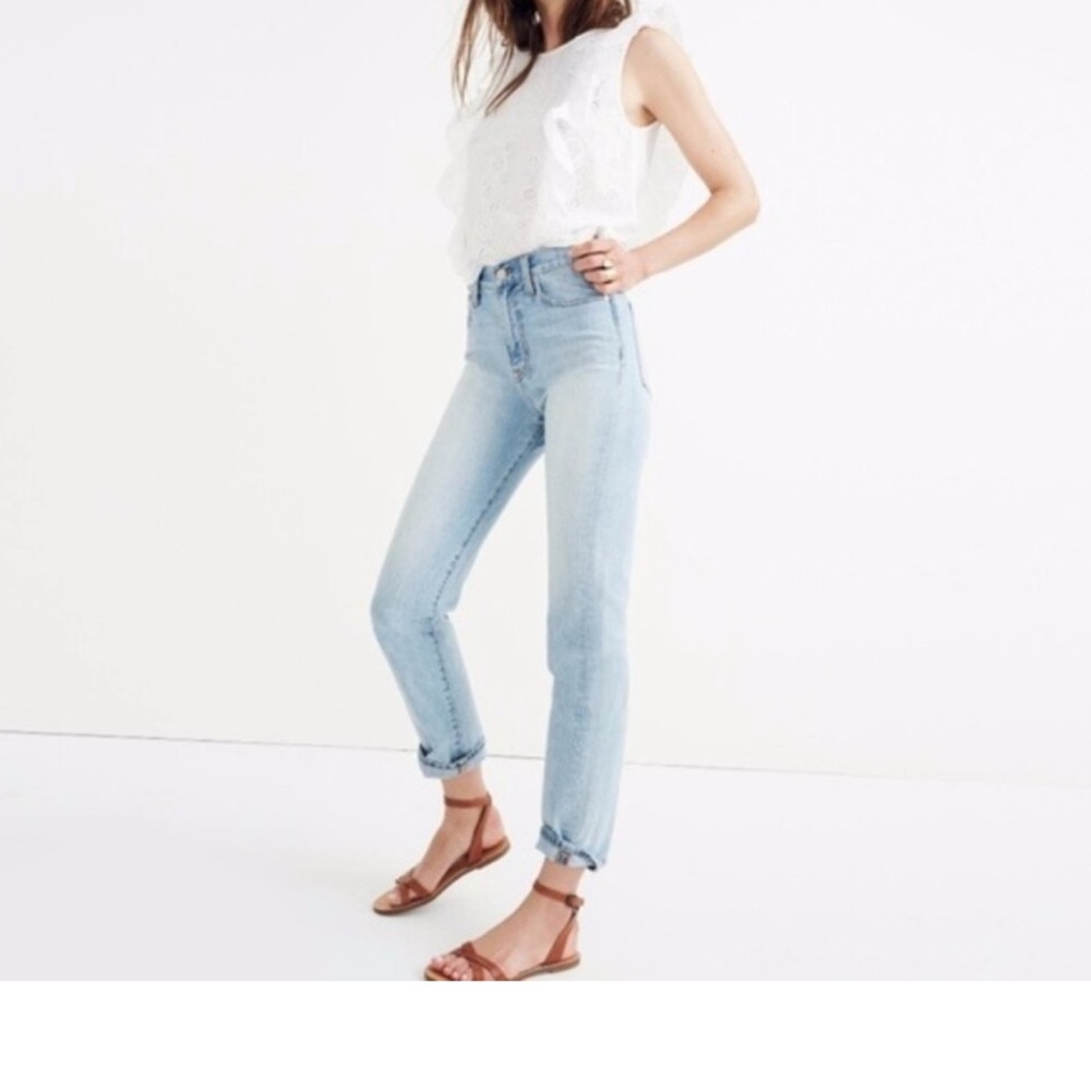 Women's Light Blue Jeans